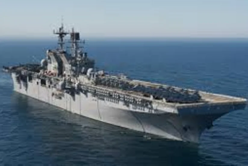 США: Эсминец Росс не менял курс из-за Су-24 ВВС России