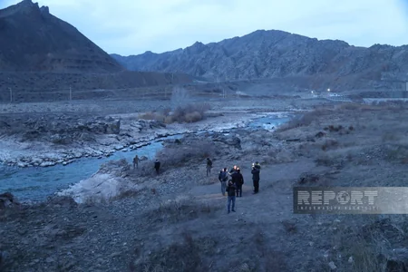 International travelers from 12 countries visit Khudafarin bridge