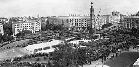 ​Информсовет СНГ представляет фотовыставку 70 лет Победы - ФОТО