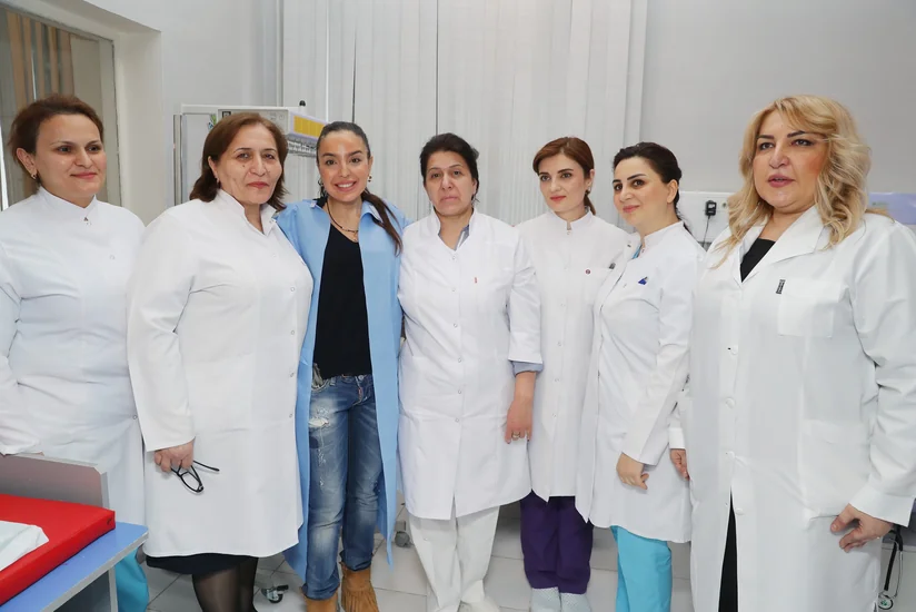 Leyla Əliyeva Sabunçu rayonundakı 2 saylı doğum evində olub
