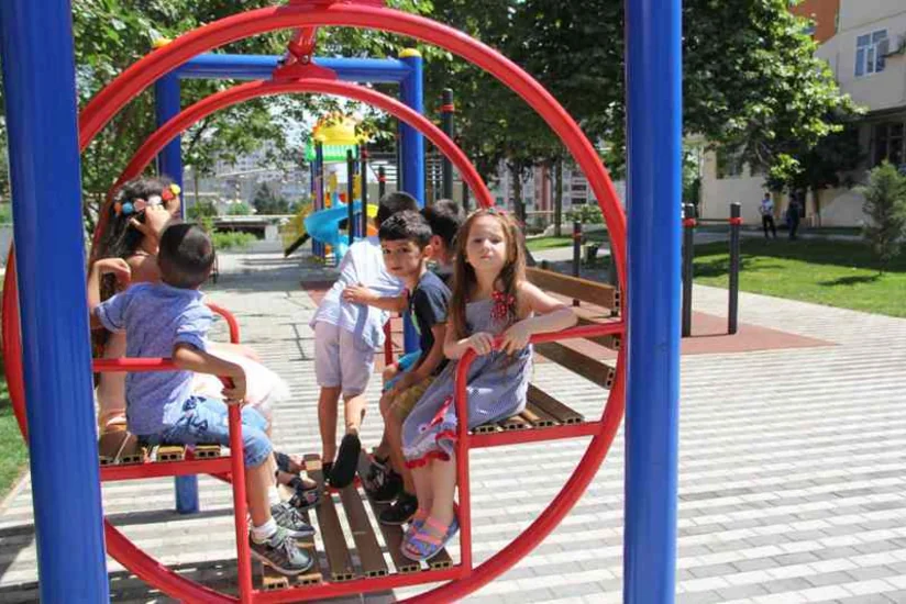 IDEA-nın “Bizim həyət” layihəsi çərçivəsində növbəti həyət abadlaşdırılıb - FOTO