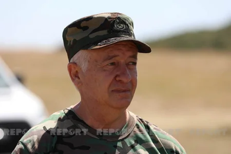 Siyəzəndə baş verən yanğın söndürülür, hadisə yerinə nazir müavini gəlib