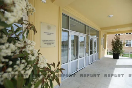 Kürdəxanıda tikilən yeni məktəbdən - REPORTAJ