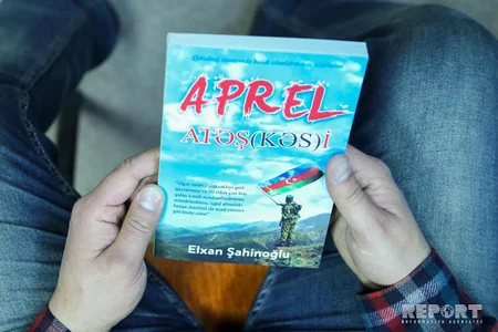 Siyasi analitik Elxan Şahinoğlunun Aprel atəş(kəs)i kitabının təqdimatı olub