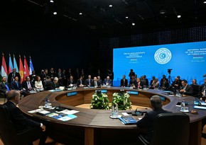 TDT-nin qeyri-rəsmi Zirvə görüşündə bir sıra sənədlərin imzalanması mərasimi olub