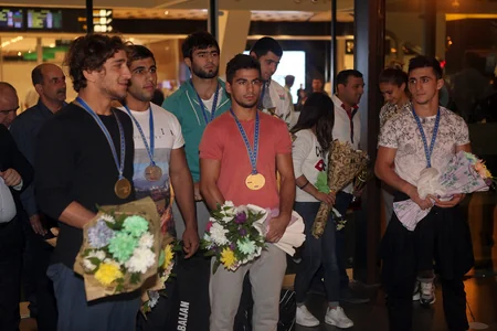 Avropa çempionatından qayıdan Azərbaycan cüdoçuları üçün qarşılanma mərasimi keçirilib