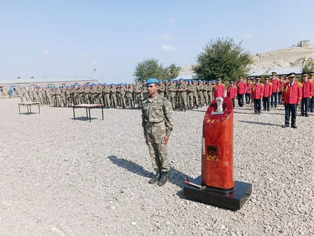 Birinci zabit komando başlanğıc kursunun buraxılış mərasimi keçirilib