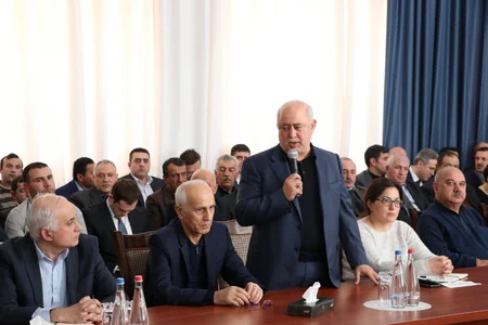 Ekologiya və Təbii Sərvətlər Nazirliyində sahibkarlarla görüş keçirilib