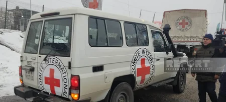 ICRC vehicles move freely from Khankandi toward Lachin