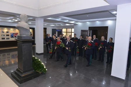 Baş Prokurorluqda ulu öndər Heydər Əliyevin xatirəsinə həsr olunan anım mərasimi keçirilib