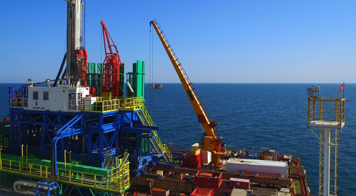 SOCAR AQŞ “Günəşli” yatağında növbəti quyuda qazma işlərinə başlayıb