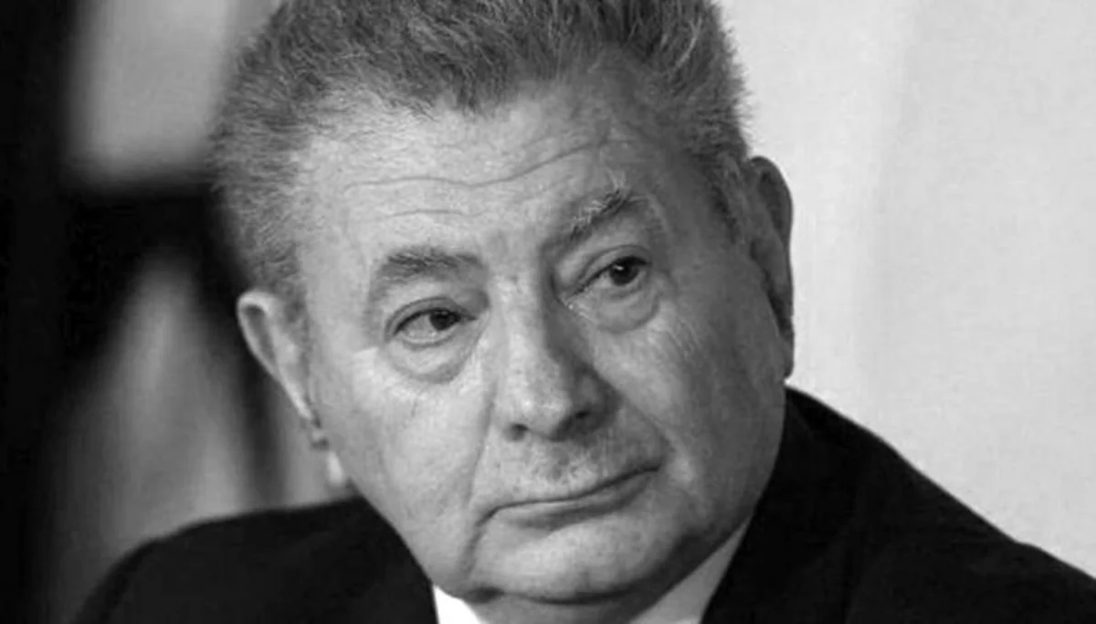 Yunanıstanın sabiq naziri suda boğulub