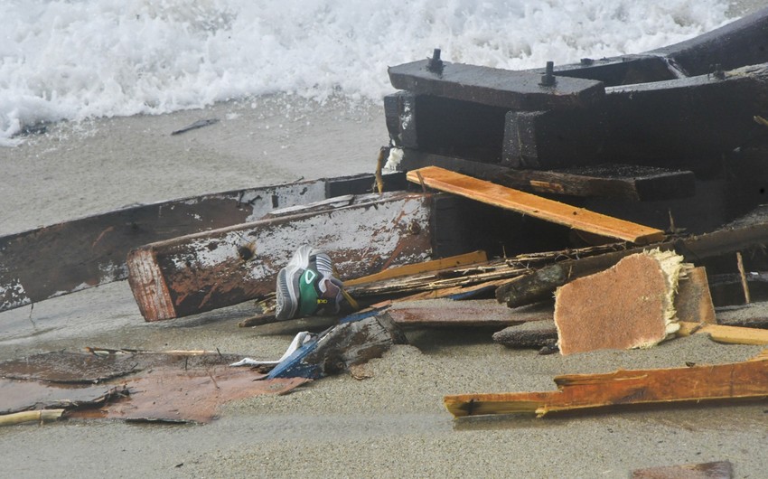 Tourist boat sinks on Lake Maggiore, with two dead and two missing 