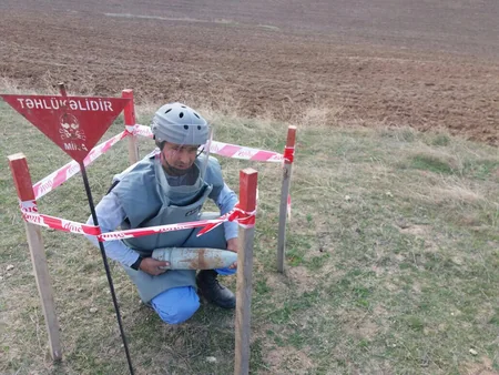 Füzulidə partlamamış top mərmisi və tank əleyhinə mina tapılıb