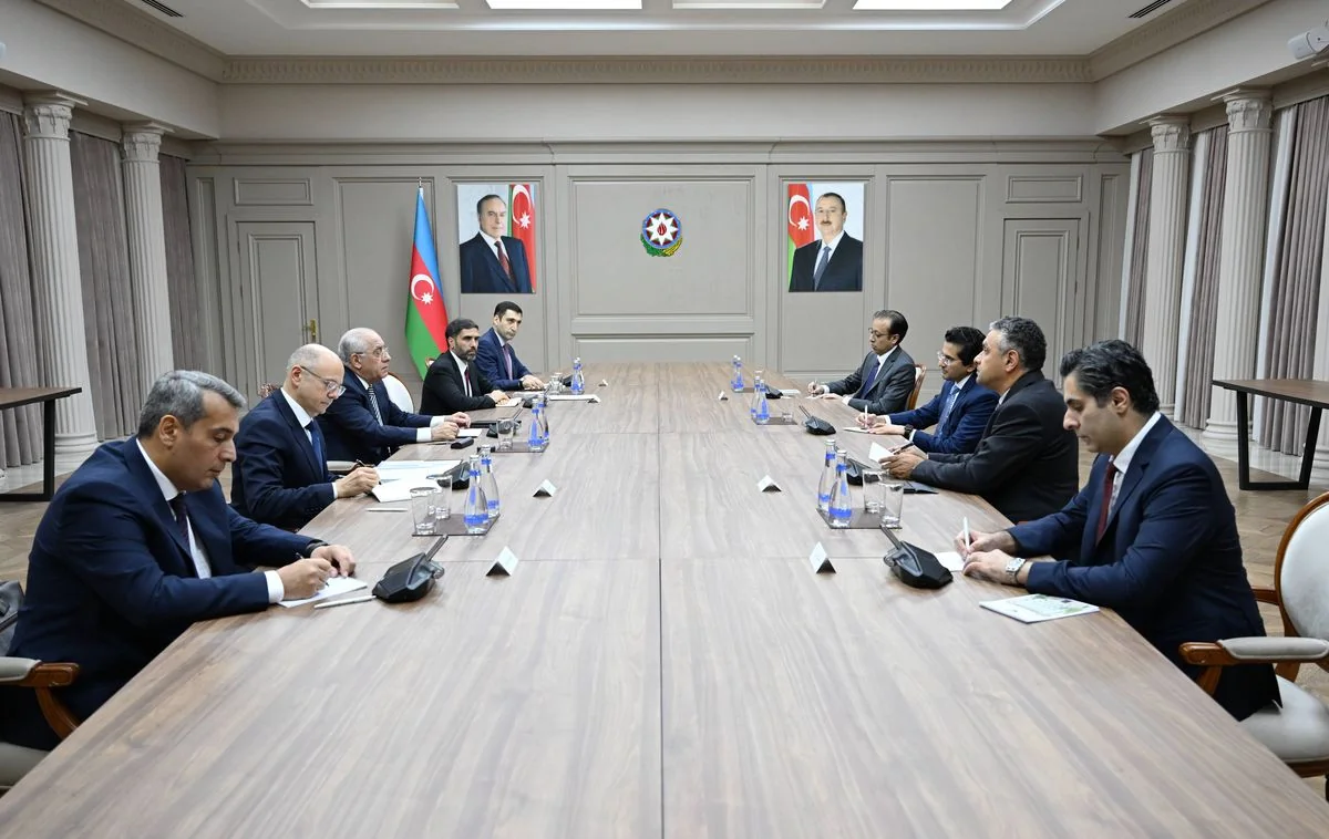 Əli Əsədov Pakistanın neft naziri ilə görüşüb