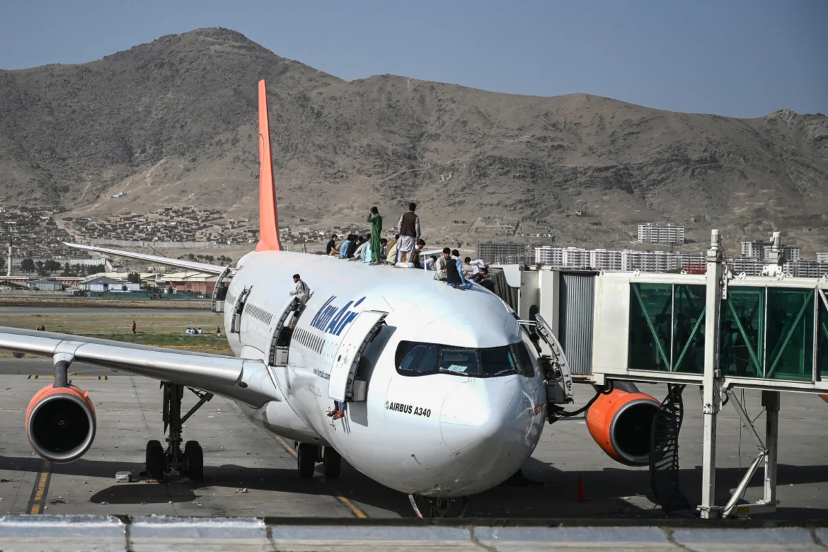 UAE and Qatar planes land at Kabul airport