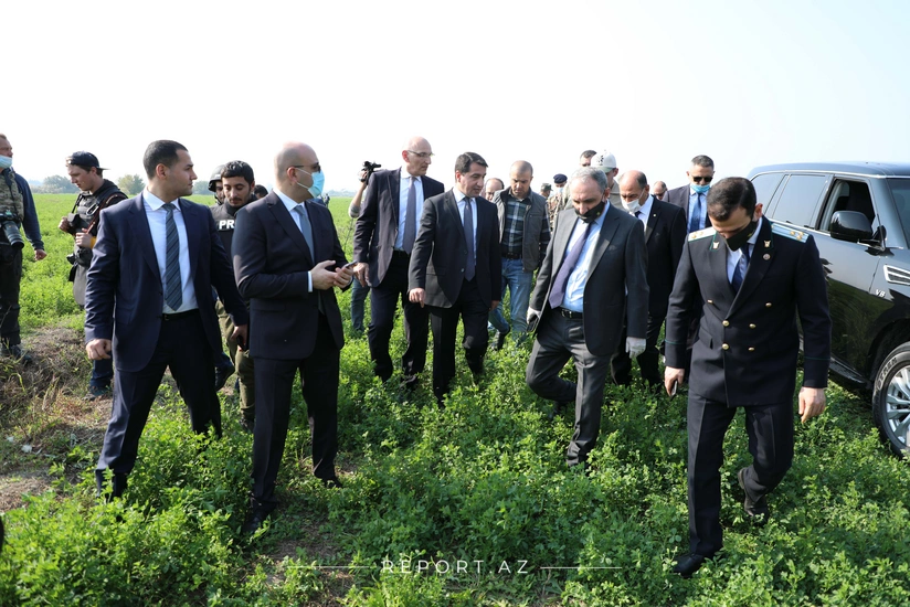 Hikmət Hacıyev diplomatlara həmrəyliyə görə təşəkkür edib
