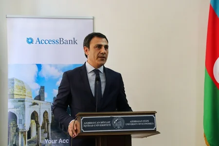 AccessBank və UNEC növbəti birgə layihəsinə yekun vurub