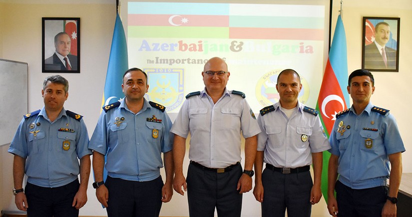 Azerbaijani and Bulgarian Air Force experts hold meeting