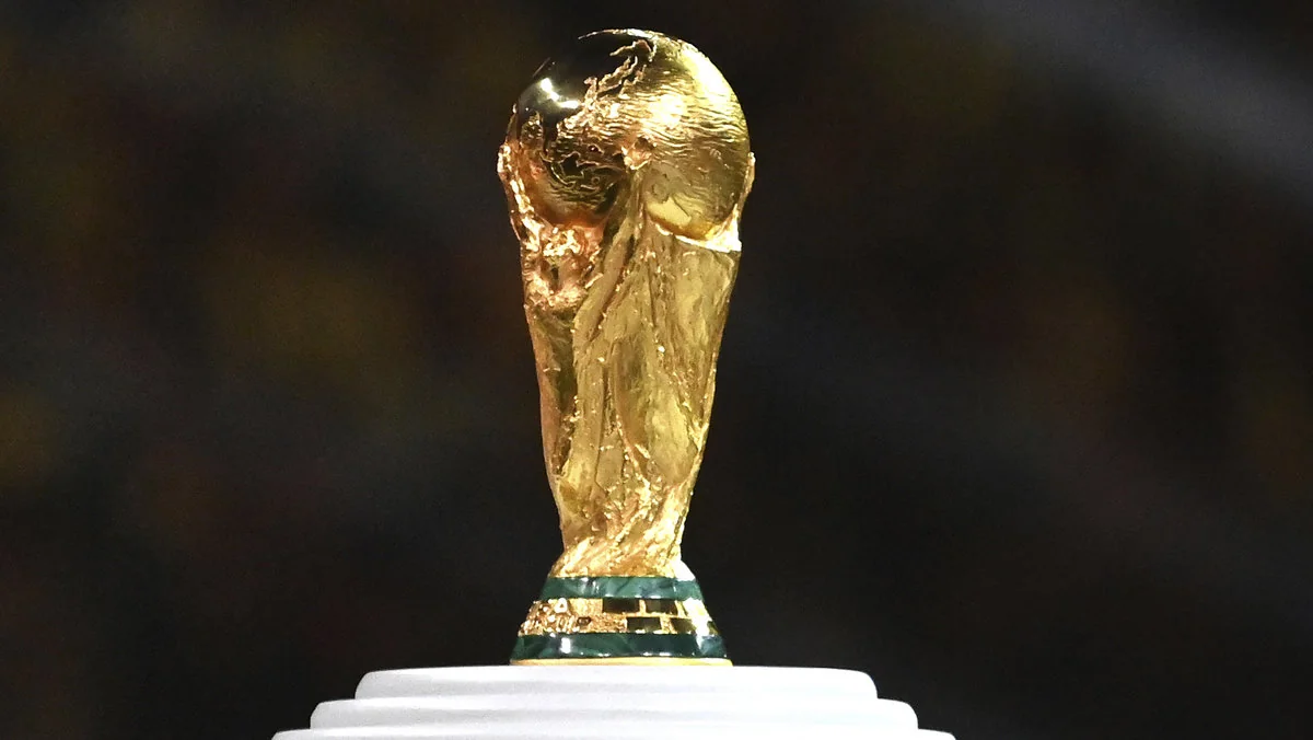 FİFA mundialda qadın komandaların sayını artıracaq