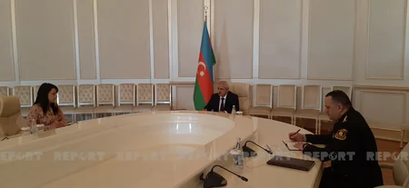 Arzu Rəhimov Gəncədə vətəndaşları qəbul edib