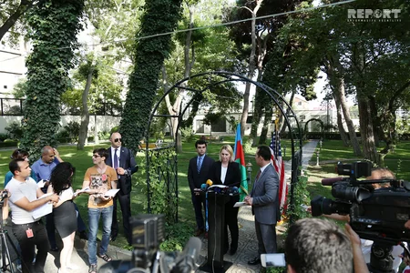 Bricit Brink: Azərbaycan ABŞ üçün çox mühüm tərəfdaşdır