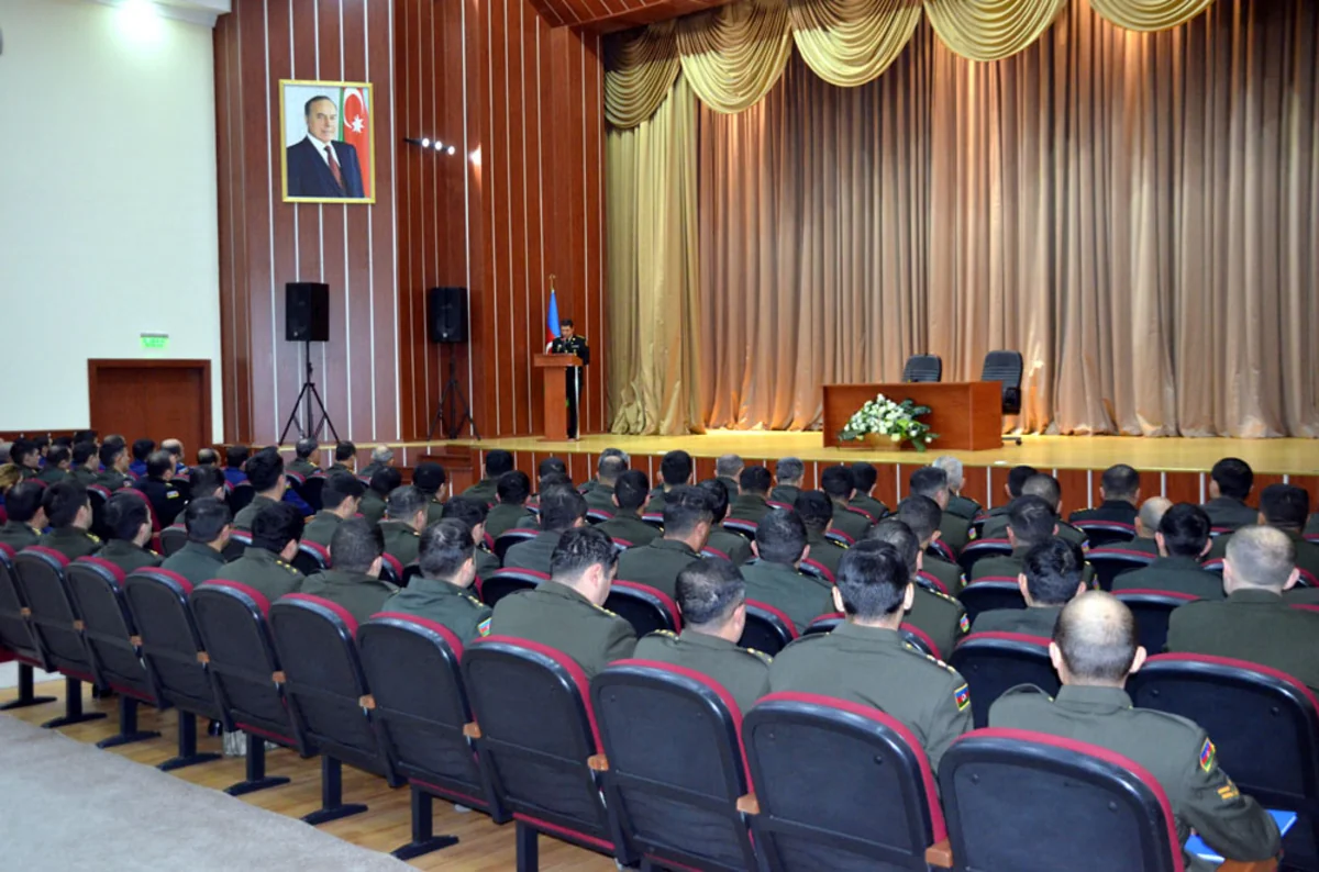 Silahlı Qüvvələrin kadr orqanı işçiləri ilə təkmilləşdirmə kursu keçirilib