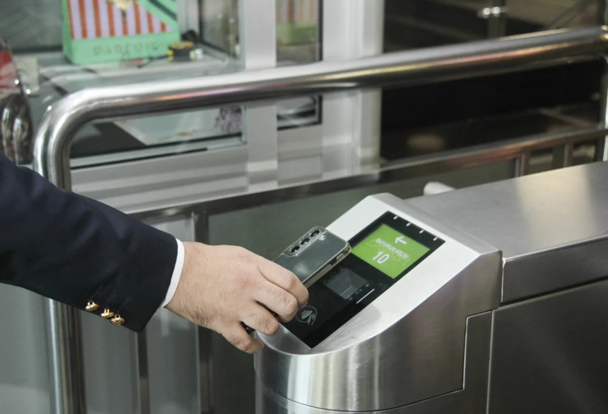 Bakı metrosunda QR bilet istifadəçilərinin sayı 2 milyona yaxınlaşıb