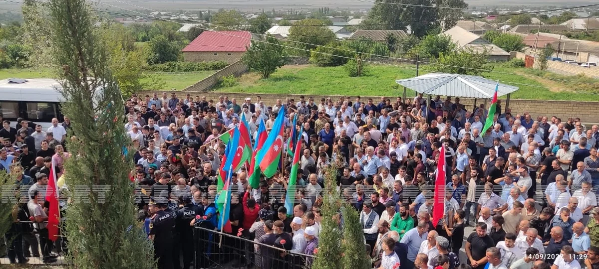 Шехид Нихат Гасымов похоронен в Шеки