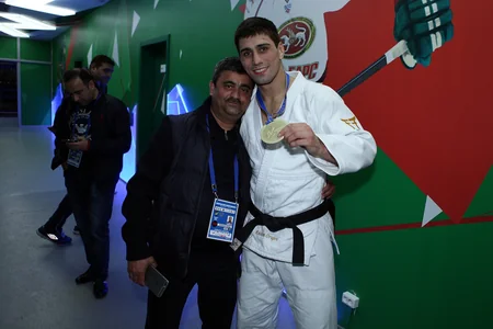 ​Azərbaycan Cüdo Federasiyasının vitse-prezidenti Sadıq Sadıqov Avropa çempionatında medal qazanan cüdoçularımızı təbrik edib - FOTO