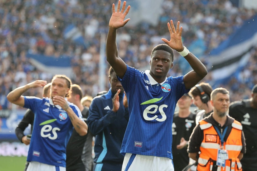 Chelsea complete Mamadou Sarr signing