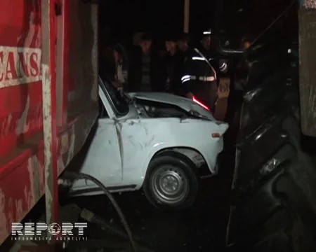 В Барде легковой автомобиль столкнулся с трактором, есть пострадавший