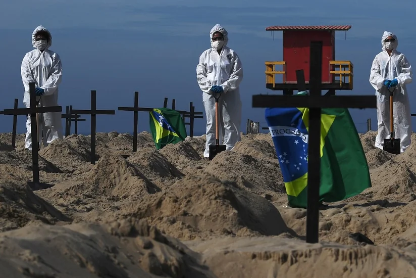 За сутки коронавирусом заразились более 25 тыс. бразильцев