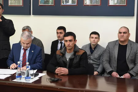 Gənclər QHT yaratmaq üçün nazirə müraciət edib