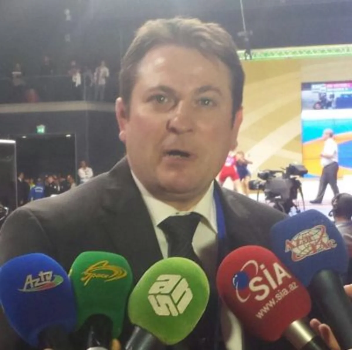 ​Selvesteri Antonio: Az qalıram meydana çıxaraq görüşləri özüm idarə edim