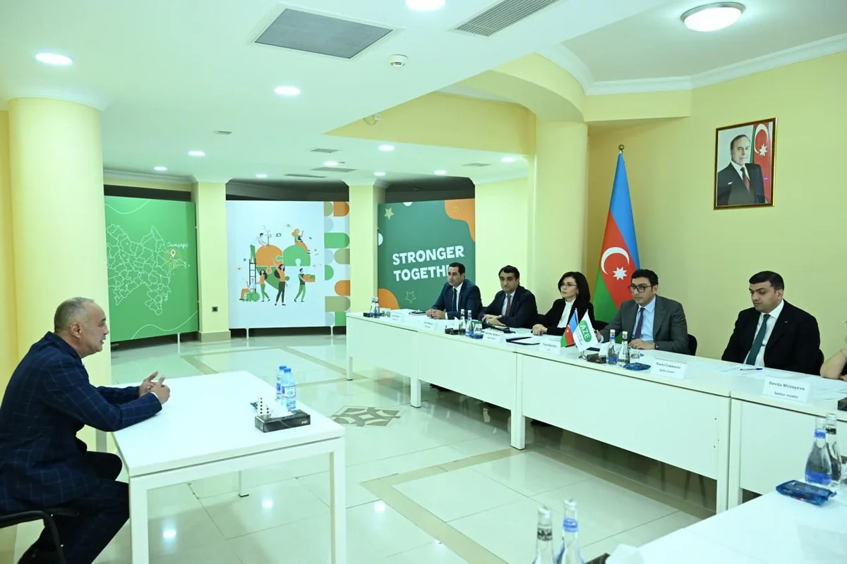 Gənclər və idman naziri Sumqayıt şəhəri və Qubadlı rayonunda yaşayan vətəndaşları qəbul edib