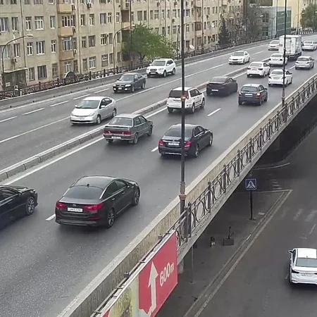 Bakının bir sıra yollarında tıxac var - SİYAHI
