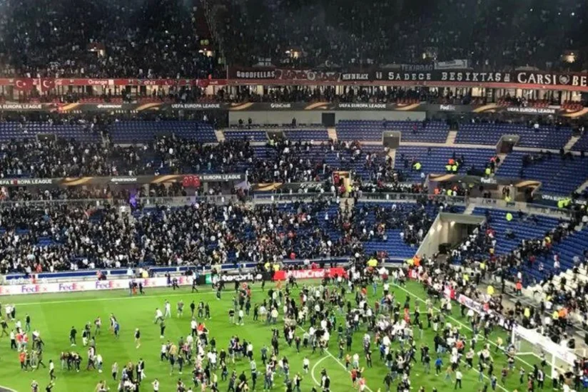 Lion - Beşiktaş matçı nəzərdə tutulduğu vaxtdan 45 dəqiqə sonra start götürüb - VİDEO - YENİLƏNİB