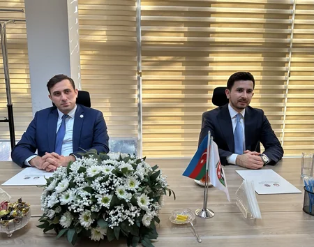 Vəkillər Kollegiyasının sədri üçüncü “Yüksəliş” müsabiqəsinin qalibi ilə görüşüb