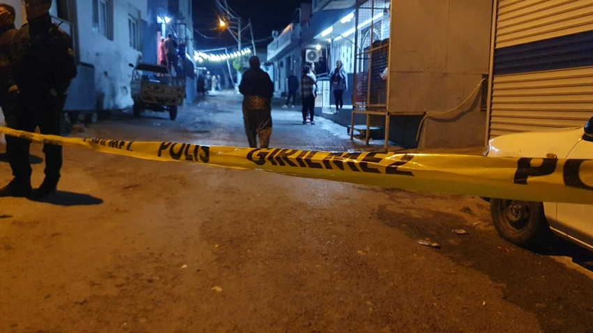 İzmirdə toyda atəş açılıb, ölən və yaralananlar var