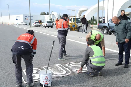 Paytaxtda daha bir marşrut xəttinin hərəkət etdiyi dəhliz üzrə avtobus zolağı çəkillb