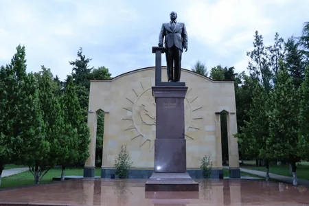 Dövlət Komitəsinin sədri Zaqatalada vətəndaşları qəbul edib