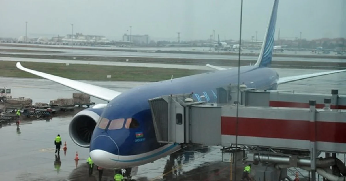 İstanbul hava limanında AZAL-a məxsus təyyarədə insident baş verib - ƏLAVƏ OLUNUB