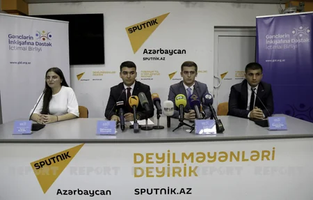 Gənclərlə iş sahəsində mövcud imkanlar və gələcək perspektivlər mövzusunda tədbir keçirilib