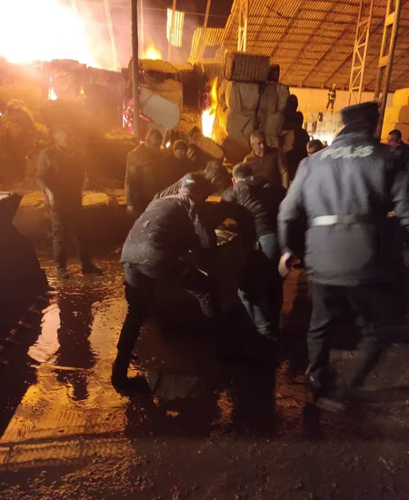 DİN: Sabirabadda yanğının baş verdiyi pambıq zavodunda təhlükəsizlik tədbirləri görülür - YENİLƏNİB-2