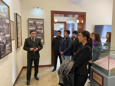Diplomatiya könüllüləri Memorial Soyqırımı Muzeyində olub - FOTO