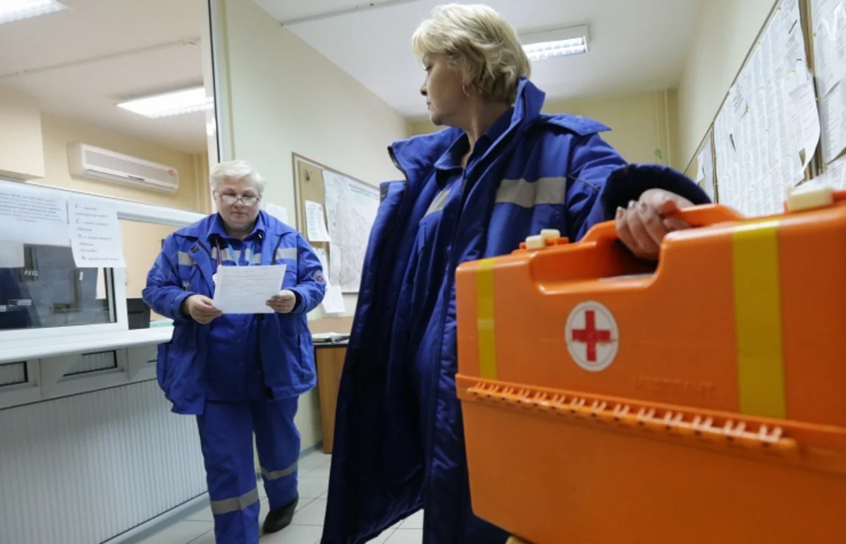 ​В России 30 школьников отравились на концерте в День Победы