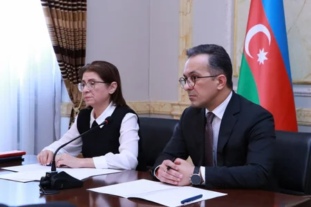 Dini Qurumlarla İş üzrə Dövlət Komitəsinin sədri kollektivə təqdim olunub