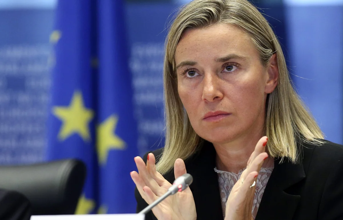 Могерини: США не стоит вмешиваться в европейскую политику