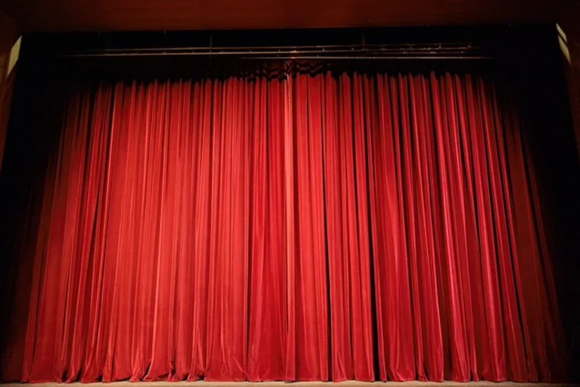 Dərbənd Azərbaycan Dövlət Dram Teatrında  Ac həriflər tamaşasının premyerası olub